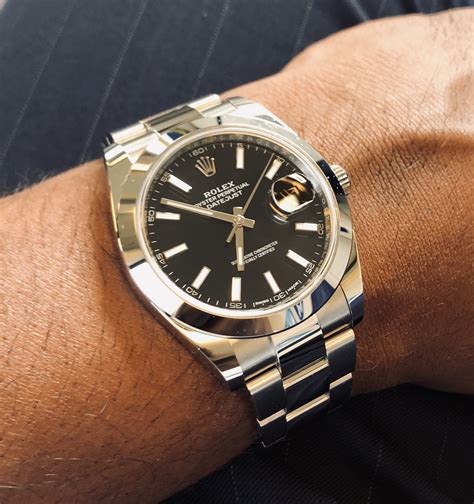 rolex datejust wrist